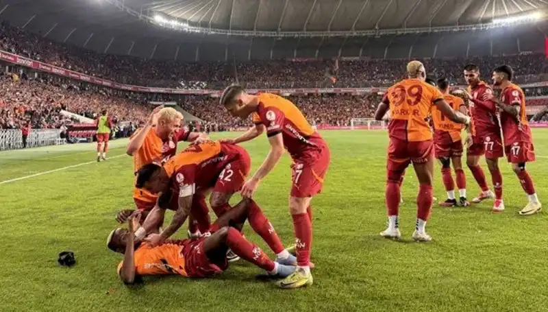 Kıran Kırana Pazarlık: Spor Dünyasında Heyecan Dolu Gelişmeler