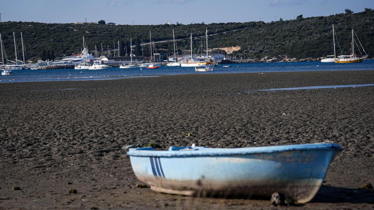 Ege Kıyılarında Deniz Çekilmesi Depreme Bağlı Değil