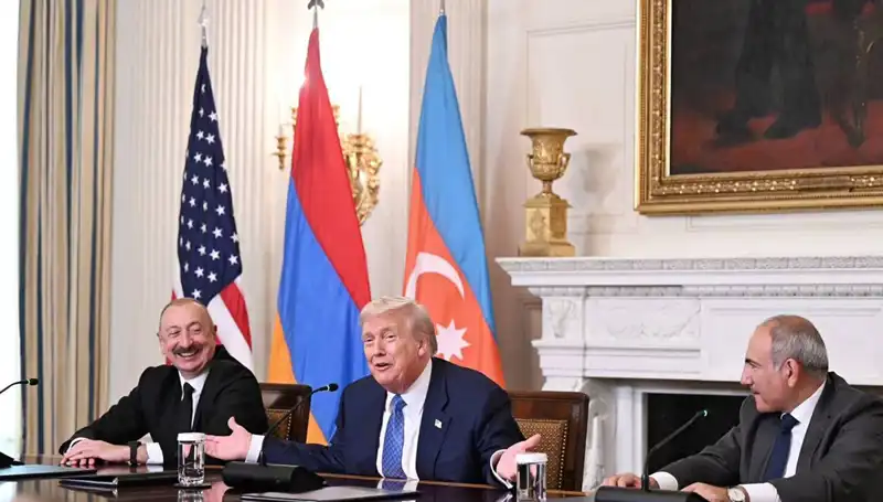 Aliyev’den Ermenistan’a Önemli Anayasa Çağrısı: Zaman Kaybetmeyin!