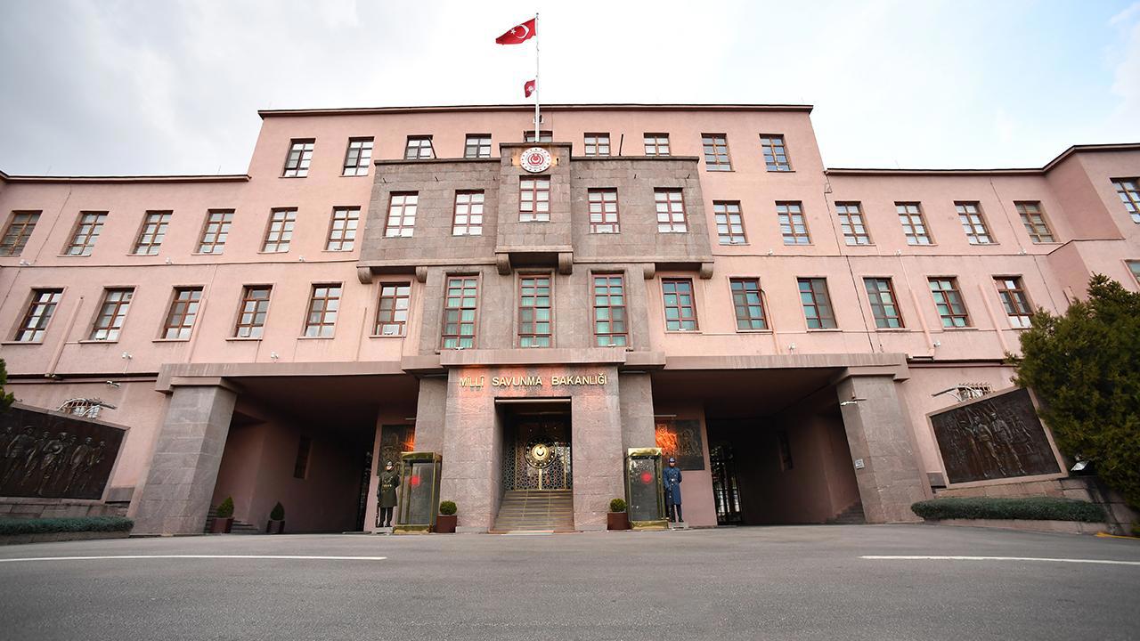 TSK'tan Disiplin Kurallarına Uymayan 5 Teğmen ve 3 Amir İhraç Edildi