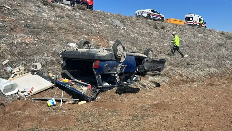 Otomobil Şarampole Uçtu: 3’ü Ağır, 4 Yaralı Ama Hayat Kurtaran Anlar!