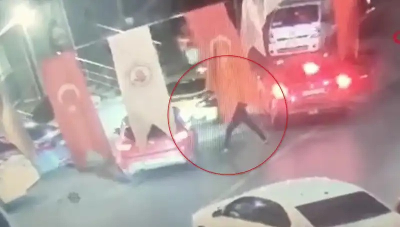 Kağıthane’de Sokak Ortasında Cinayet: Genç Adam Kurşun Yağmuruna Tutuldu