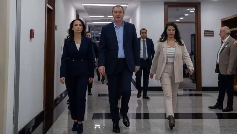 DEM Parti Heyeti, Siyasi Parti Turu ile Türkiye’yi Geziyor!
