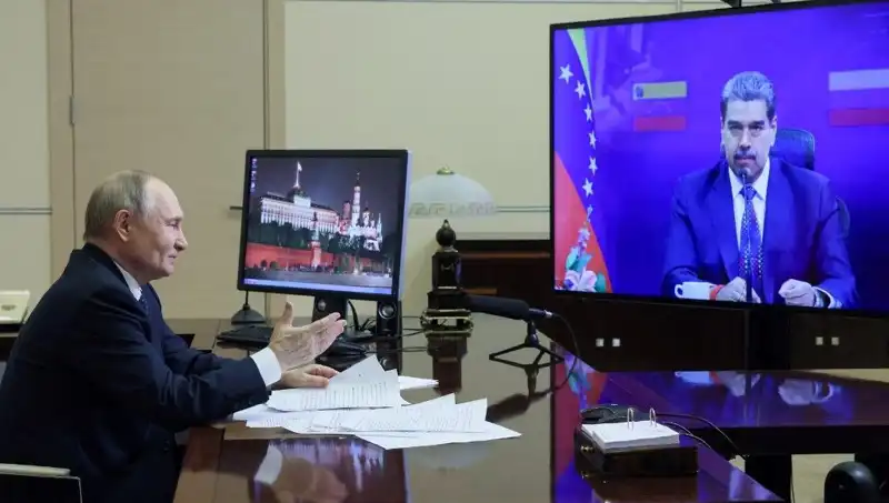 Putin ve Maduro: 9 Mayıs için Tarihi Buluşma Gerçekleşti